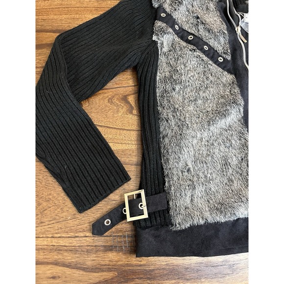 Carducci Womens Zip Up Jacket Size Small Black With Buckles Fuzzy - Picture 3 of 9